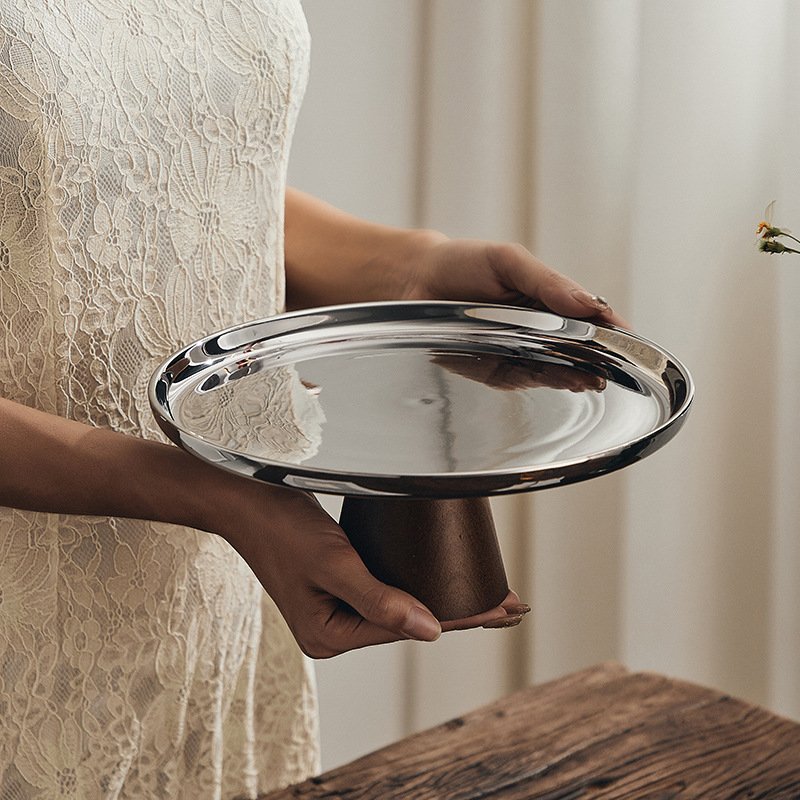 Kitchen Plus Cake Display Stand with Steel Plate and Glass Lid KP491 - Image 5