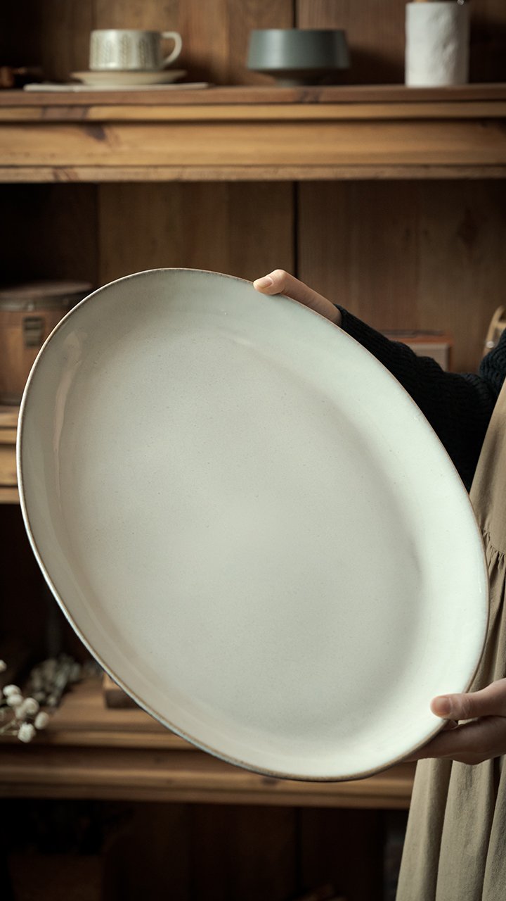 Kitchen Plus 19 inch Jumbo Rustic Elegant Oval Ceramic Serving Plate Platter Plate Party Plate KP890