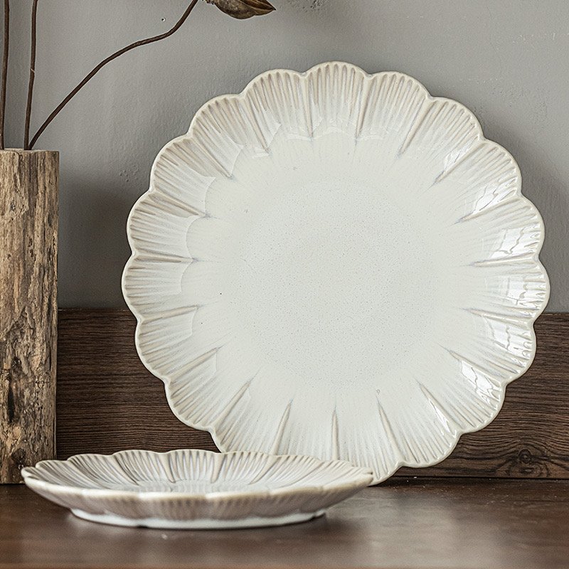 Kitchen Plus White Creative Floral Edged Shaped Ceramic Pasta Plate KP525 - Image 3