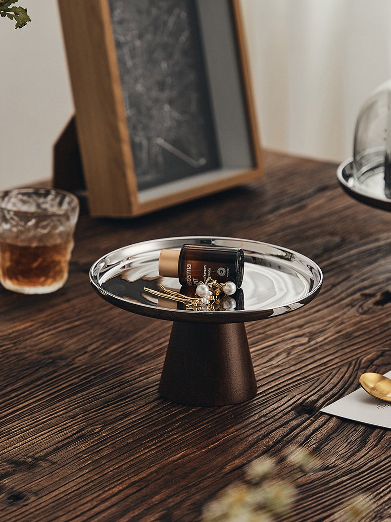 Kitchen Plus Cake Display Stand with Steel Plate and Glass Lid KP491 - Image 6