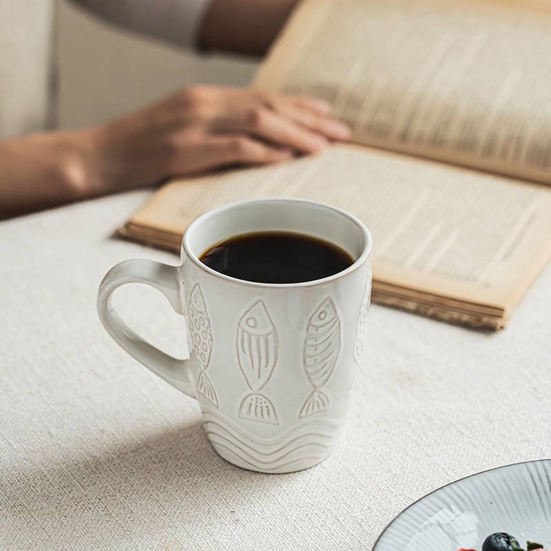 Kitchen Plus Vintage Rustic Stoneware Ceramic Fish Design Coffee Mug KP859 - Image 4